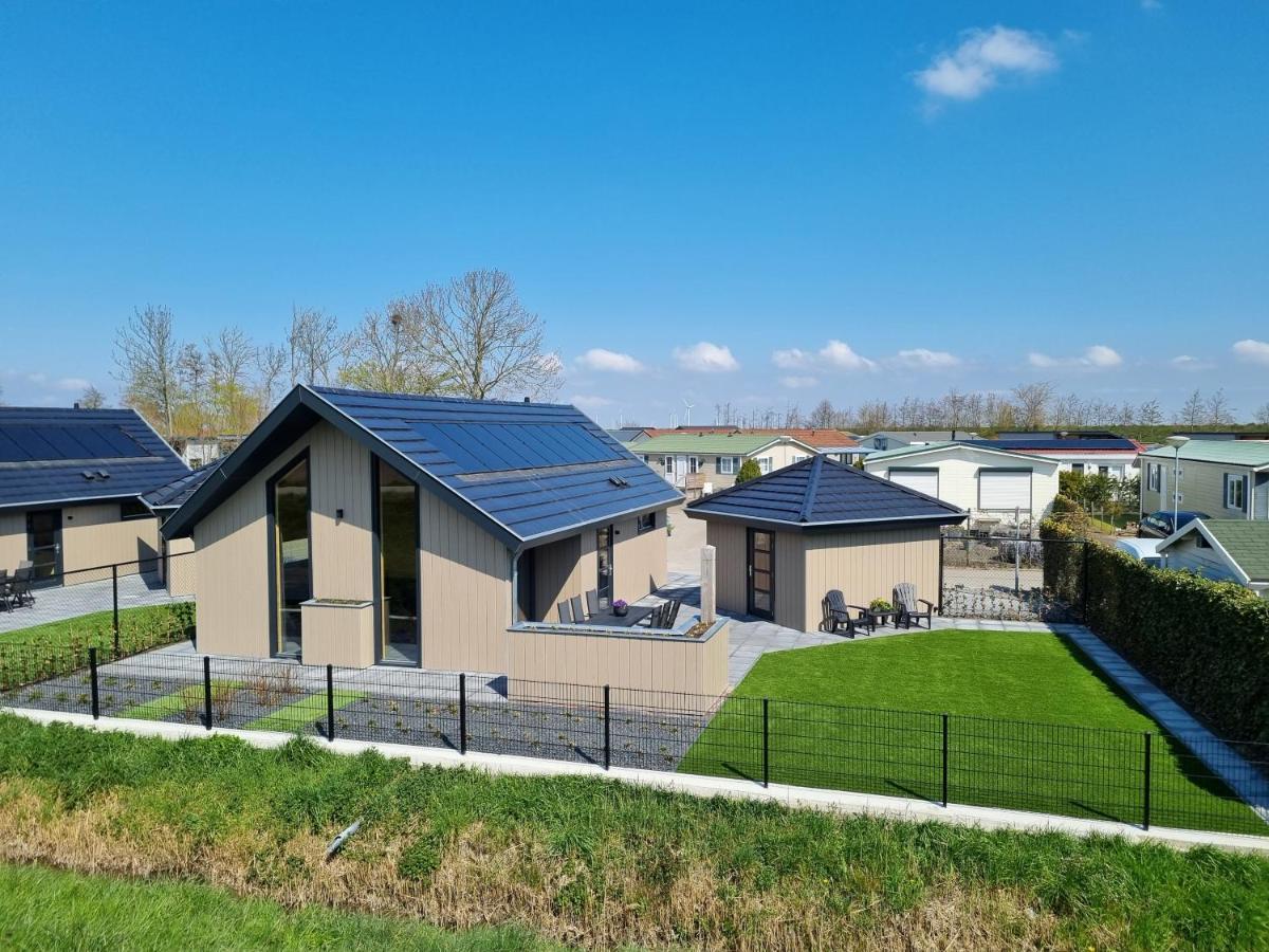 Chalet Met Sauna En Airconditioning Sint Annaland Exterior foto