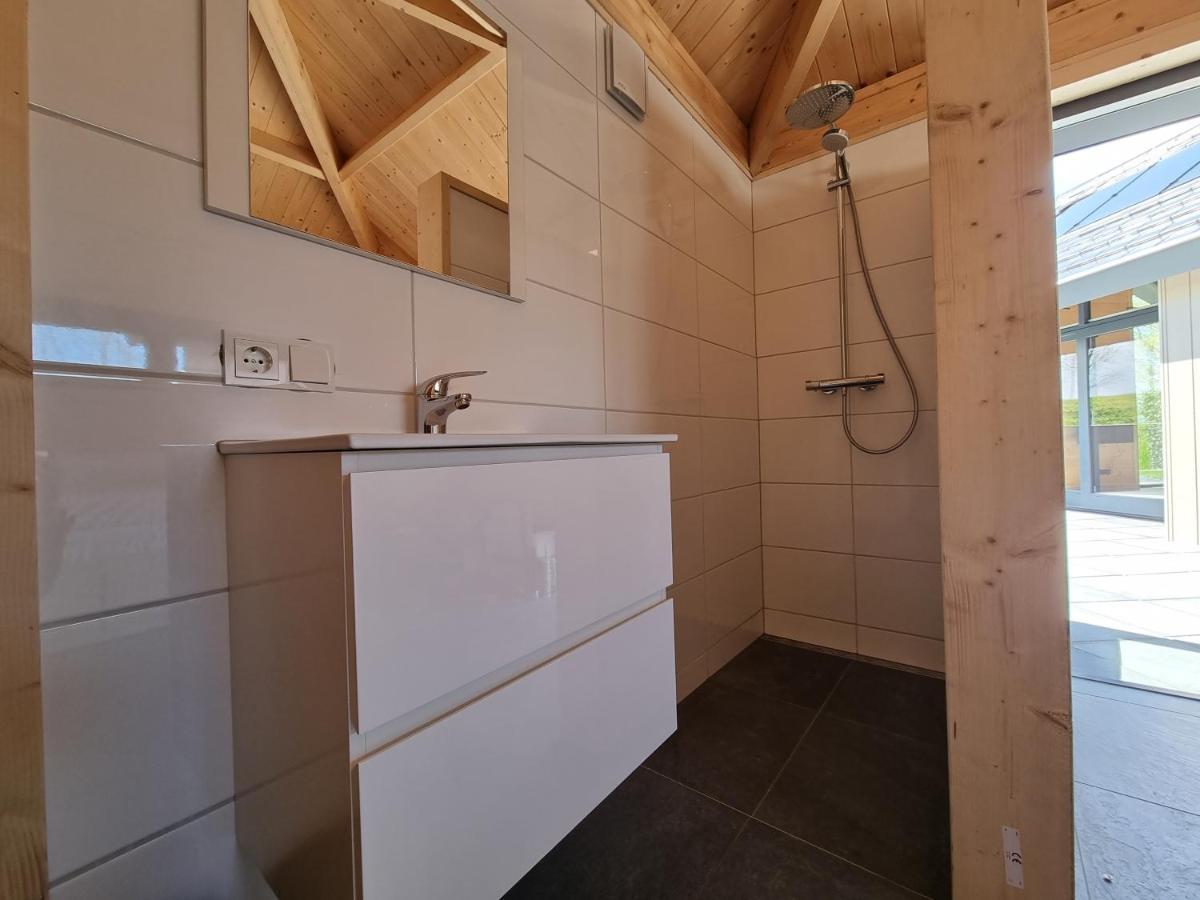 Chalet Met Sauna En Airconditioning Sint Annaland Exterior foto