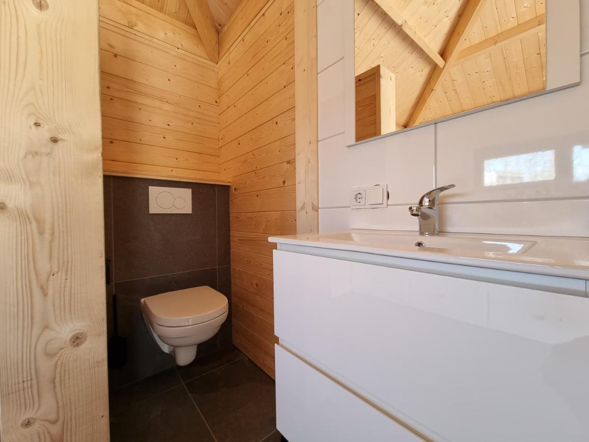 Chalet Met Sauna En Airconditioning Sint Annaland Exterior foto